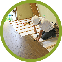 室内のリフォーム作業の写真